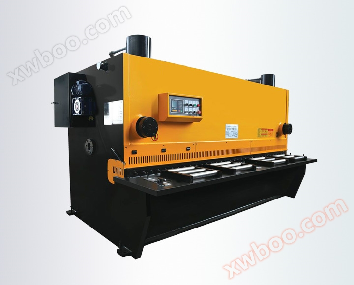 Máquina de corte de puerta CNC ordinaria